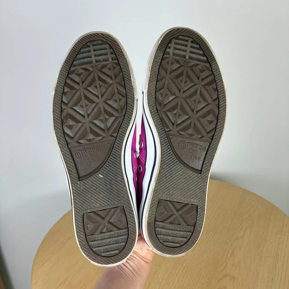 Converse Chuck Taylor All Star Low‎ Top Magenta Pink Canvas Sneakers Women's 7.5